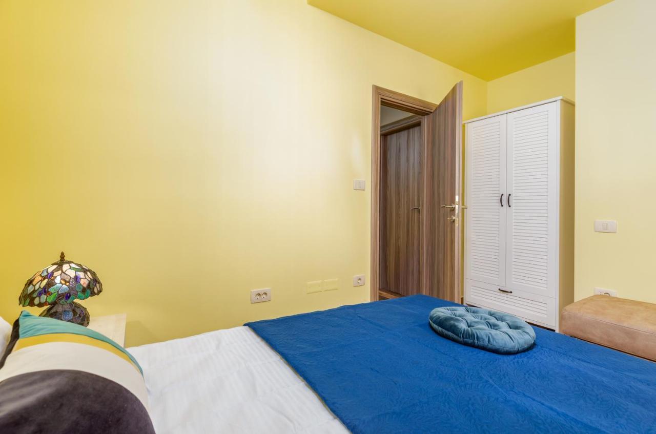 Apartmani Monte Pula Exterior foto